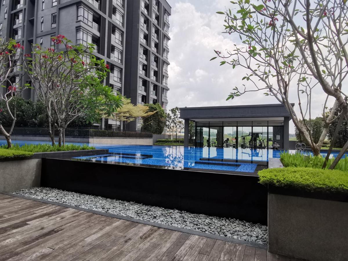 Alocasia Geniehome 3Br Free Wifi @ Utropolis Shah Alam Dış mekan fotoğraf