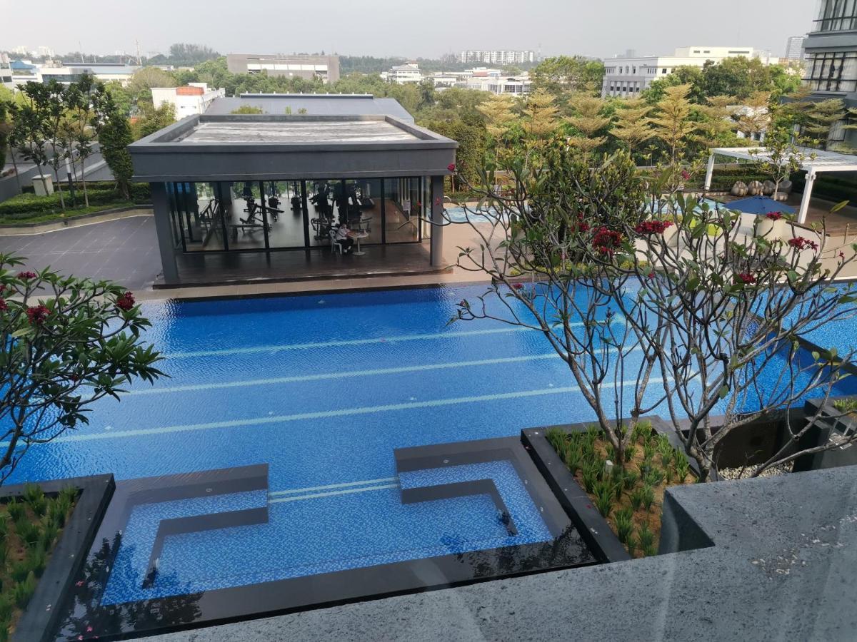 Alocasia Geniehome 3Br Free Wifi @ Utropolis Shah Alam Dış mekan fotoğraf